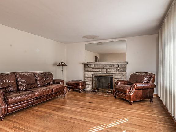 5th image of 5609 David Ln