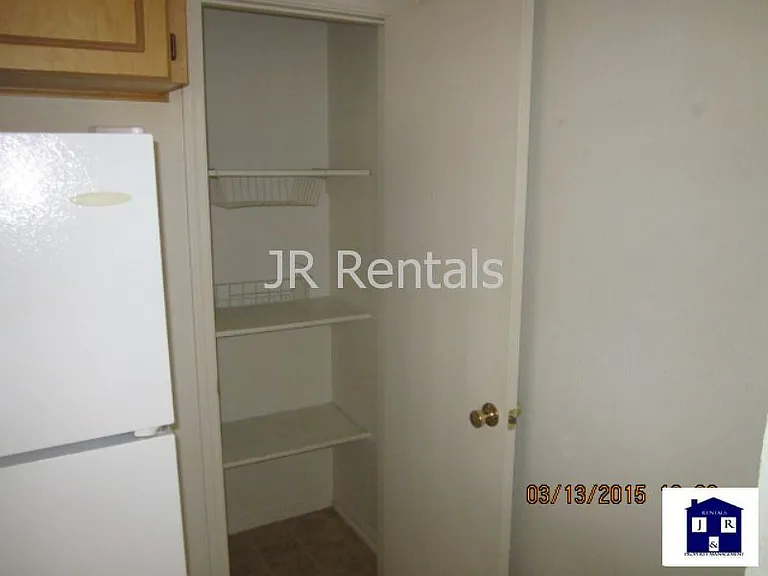 4607 Lloyd Dr — Photo 8