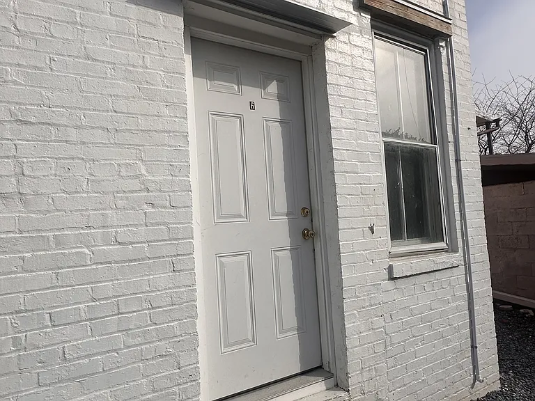 30 W All Saints St #6 — Photo 2