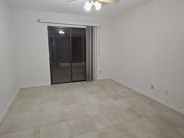 7360 Ulmerton Rd #3C — Photo 10