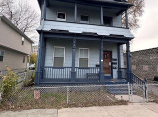 13 Ringgold St, Springfield, MA 01107