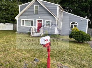 20 Forest Ave, North Haven, CT 06473