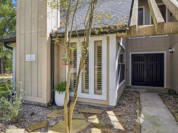 2nd image of 1 Sandlily Ct