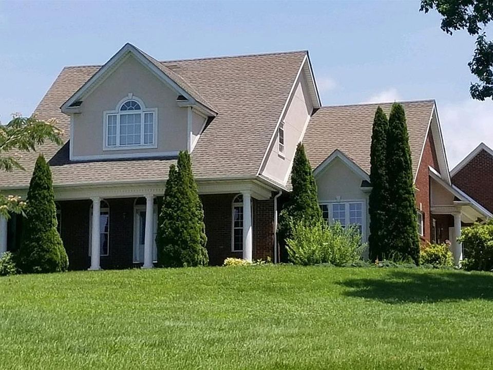 1st image of 455 Canterbury Dr