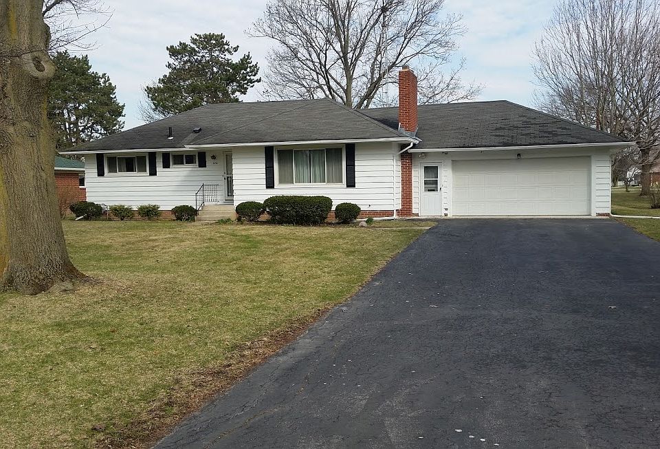 1st image of 572 Parklane Dr