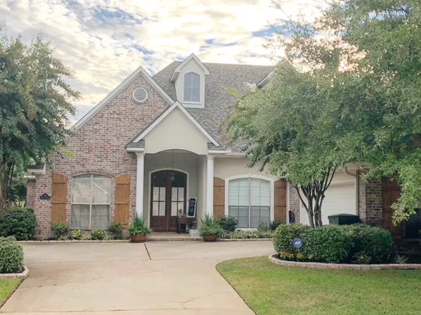 30 Waterbury Dr, Bossier City, LA 71111