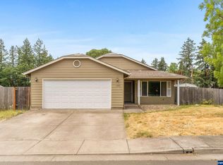 1998 37th Cir, Sweet Home, OR 97386