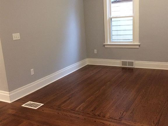 4th image of 122 Whitfield Ave