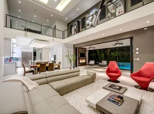 625 Fairway Ter, Naples, FL 34103