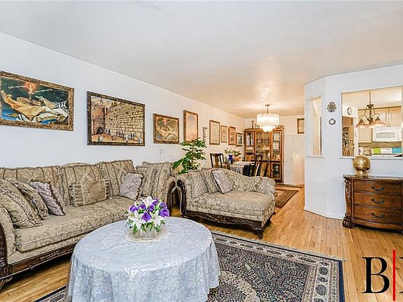 3rd image of 2042 Ralph Ave