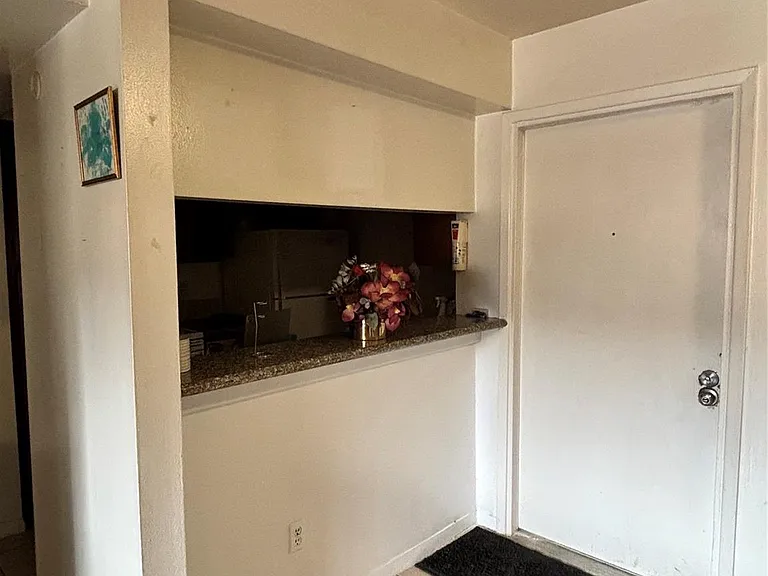 8417 Hearth Dr #7 — Photo 5