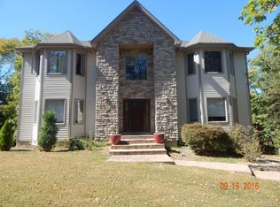 27 Scotty Ter, Circleville, NY 10919