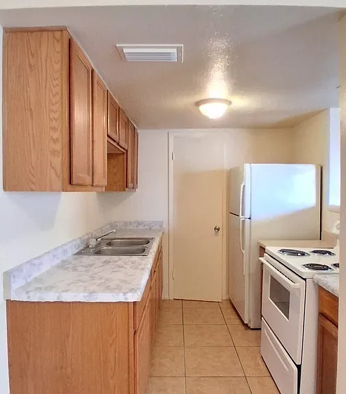 4524 E Pueblo Ave — Photo 7