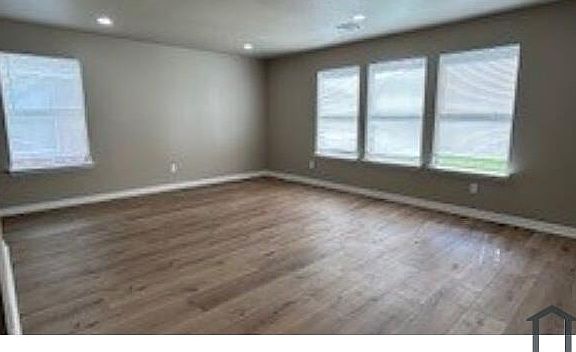 5th image of 17107 Westminster Village Ct
