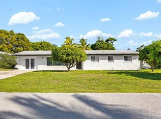 Woodcrest Mnr, Boynton Beach, FL 33435