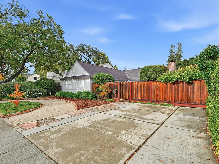 20 Kent Pl — Photo 8