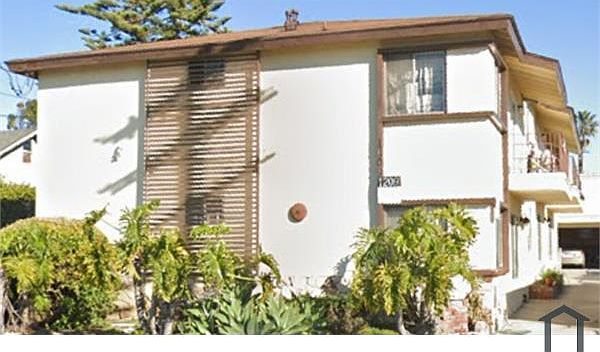 1st image of 1209 W 121st St