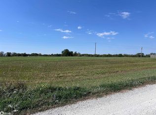 3 & 4 Lakeview Dr, Melrose, IA 52569