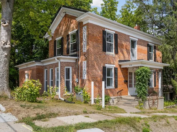 113 2nd Ave NW, Mount Vernon, IA 52314