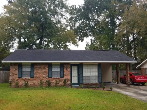 3044 Farrington Dr, Baton Rouge, LA 70814