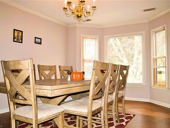 5th image of 6065 Yeaton Glen Dr