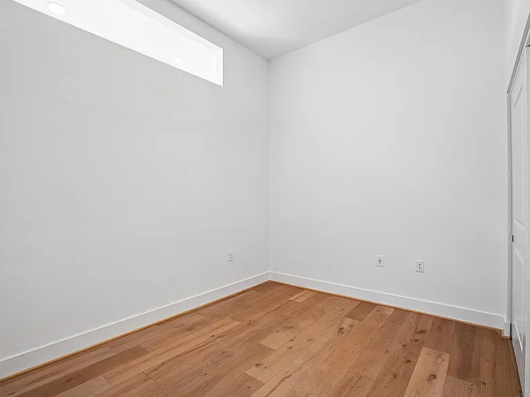 16-Primary Bedroom_05192026