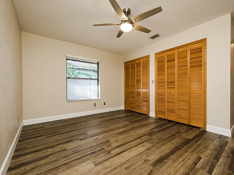 1523 Poplar Dr — Photo 25