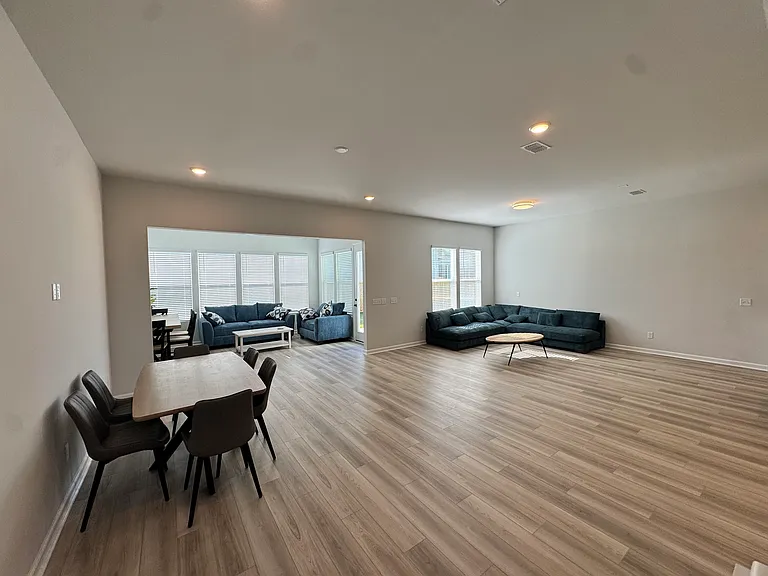 1740 Grovehurst Dr — Photo 15