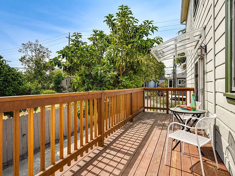 Side deck