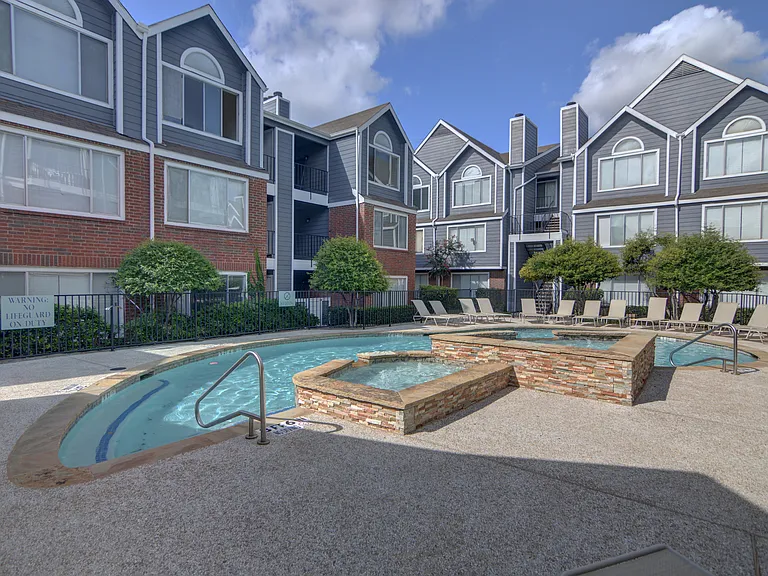 Trellis at Lake Highlands pool area