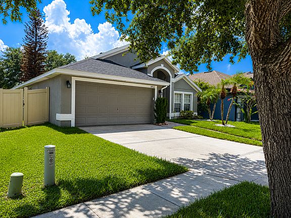 3rd image of 14408 Estrella Dr