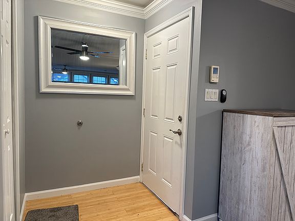 3rd image of 509 Sunnyview Ct #B