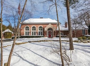 1133 Elm Tree Rd, Lake Forest, IL 60045