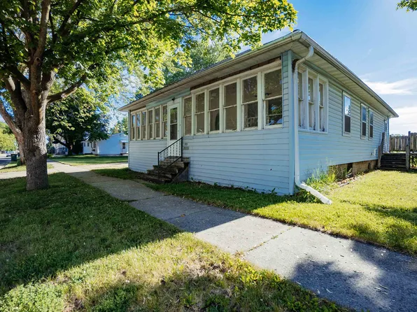 99 N Bell St, Fond Du Lac, WI 54935