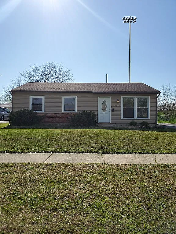 17214 Peach Grove Ln photo 1