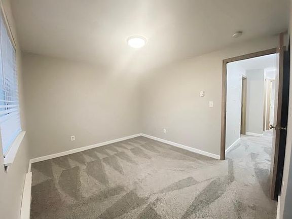 2nd image of 3014 S 43rd St #D