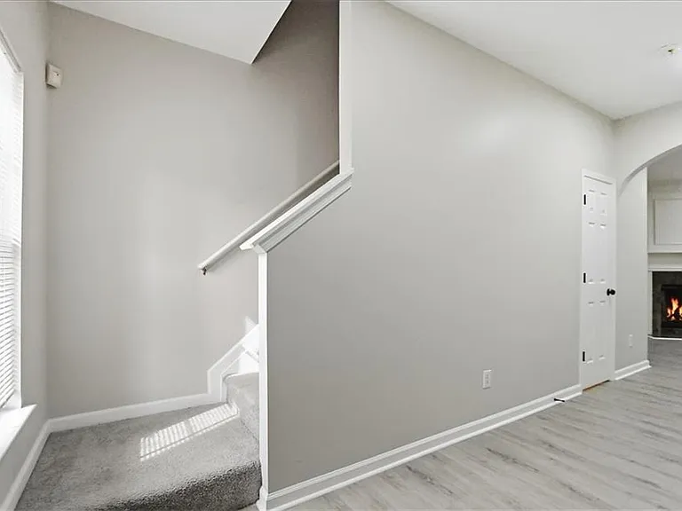 5630 Lawley Dr — Photo 6
