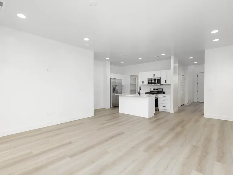 2838 W 500 N — Photo 14