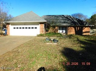 7248 Kingcrest Rd, Olive Branch, MS 38654
