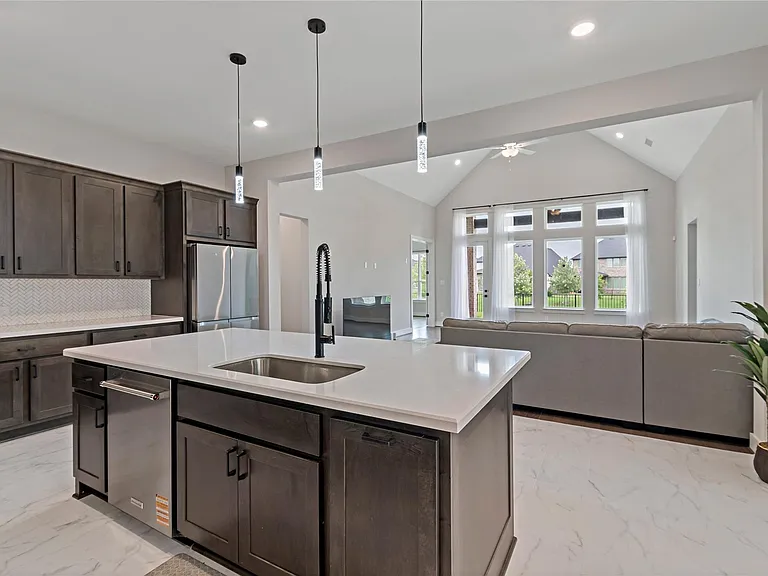 7327 Sunny Oak Ln — Photo 17