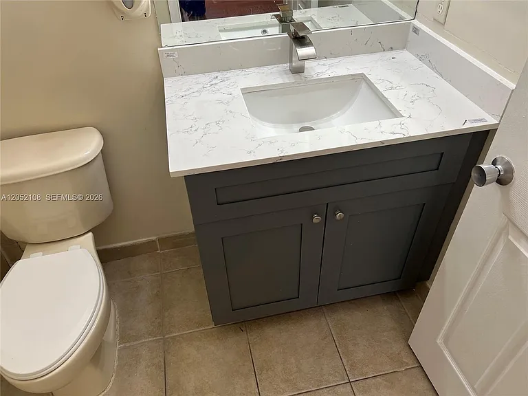 100 SW 15th Ave — Photo 34