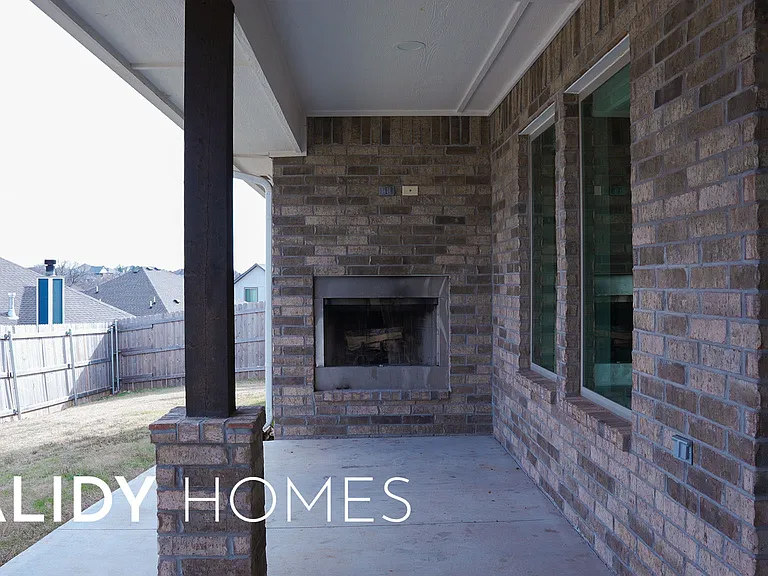 5216 Bing Cir — Photo 36