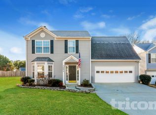 2492 Feathertree Ln, Lawrenceville, GA 30044