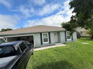 2261 SE Gaslight St, Port Saint Lucie, FL 34952
