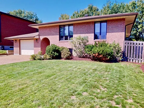 98 Labreche Dr, North Bay, ON P1A 3R5