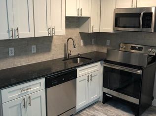 217 Beaver Dam Rd, Plymouth, MA 02360