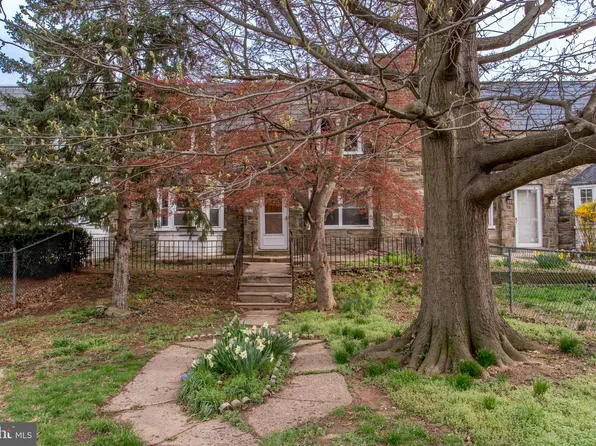 6307 Walker St, Philadelphia, PA 19135