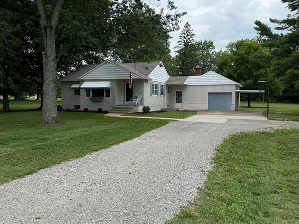 1145 S Wayne St, Waterloo, IN 46793