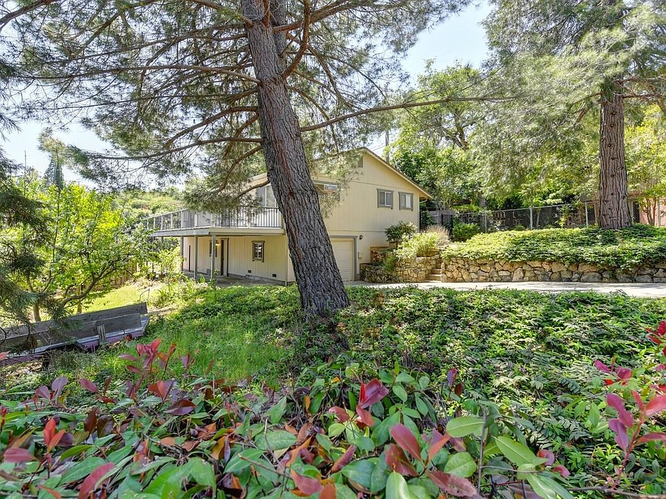 1st image of 400 Foresthill Ave