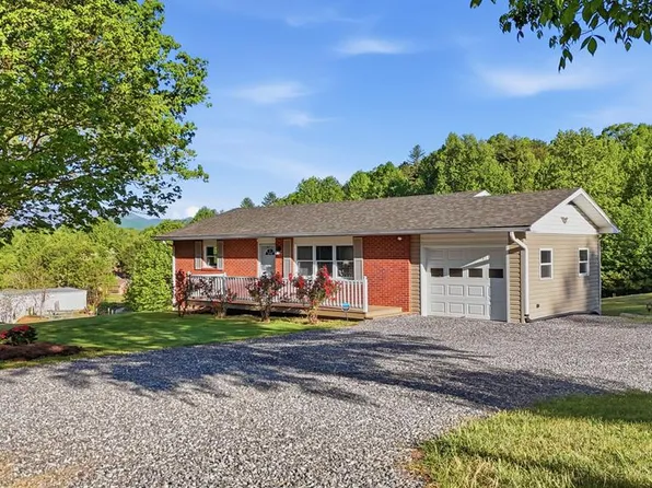 29 Bert Waldroop Rd, Franklin, NC 28734